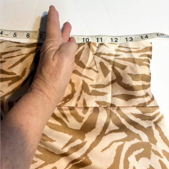 Dress Forum animal print mini wrap skirt animal print silky Small - Picture 6 of 7